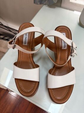 Steve Madden White and Tan Leather Ankle-Strap Sandals